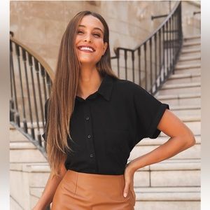 Lulu’s Blythe Black Short Sleeve Button-Up Top